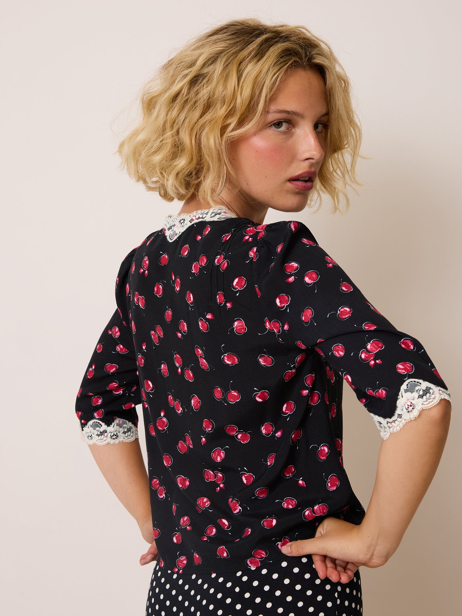 ALDA Blouse ALDA Blouse