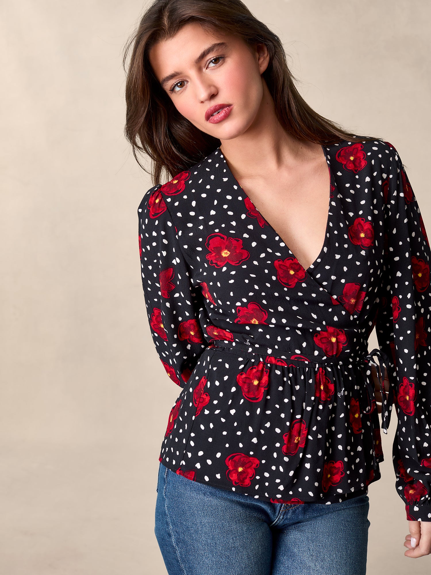 DOLORES Top DOLORES Top