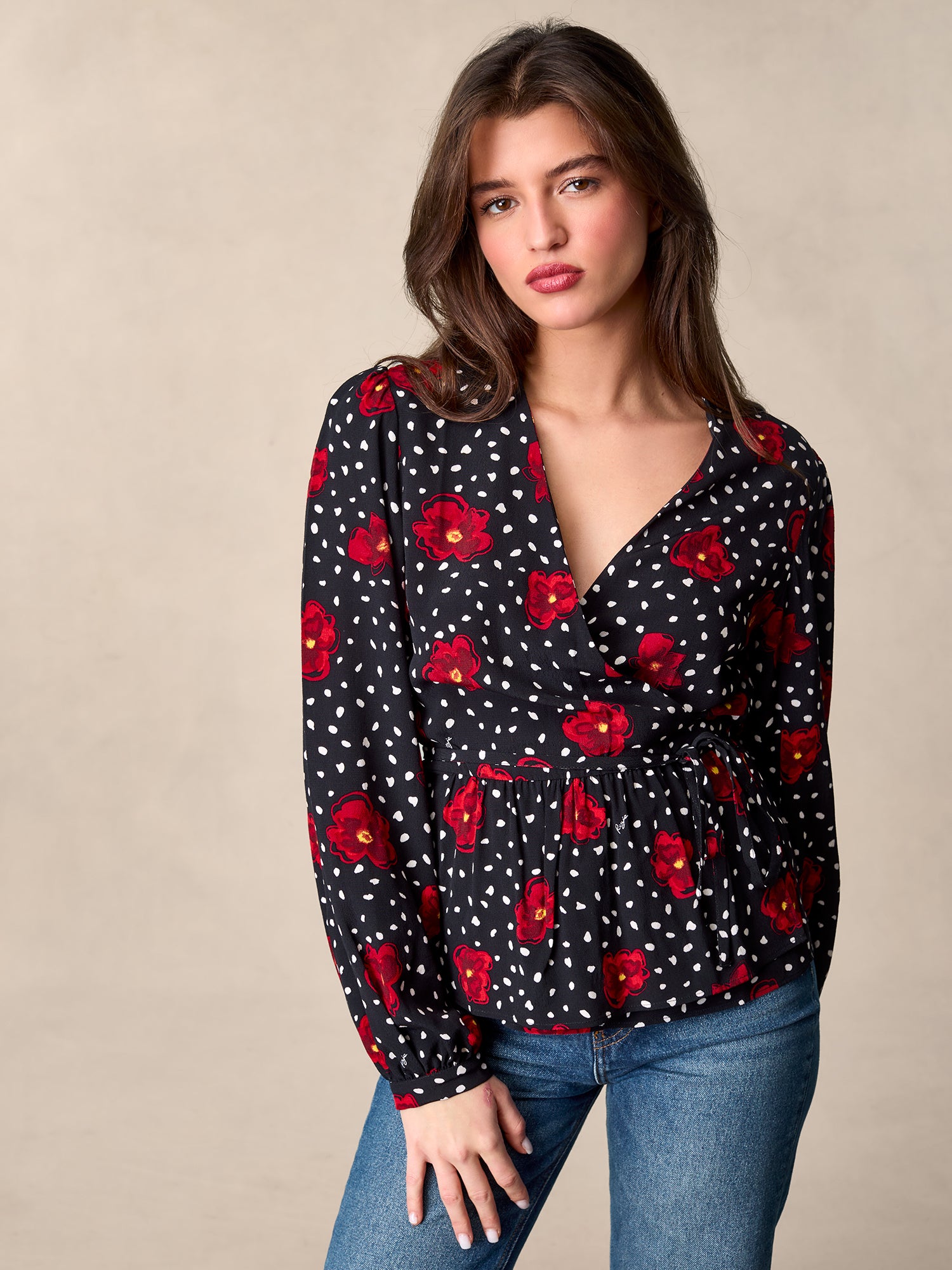 DOLORES Top DOLORES Top