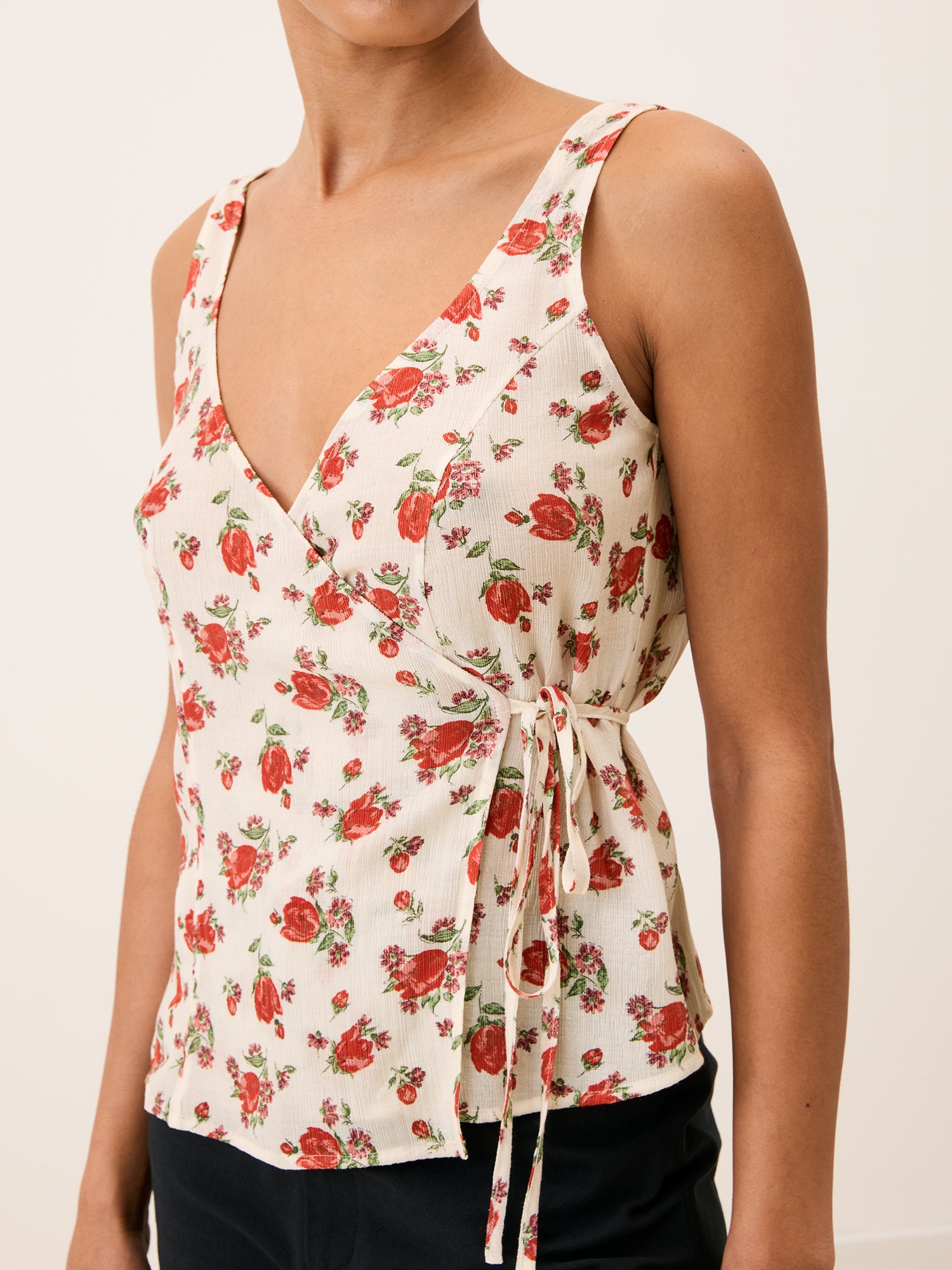 Top NADIA Top NADIA