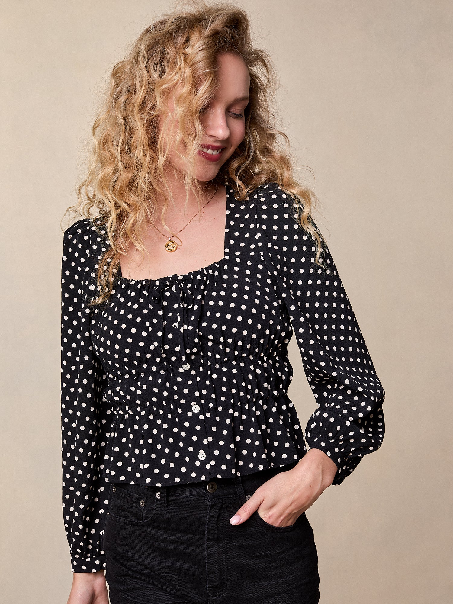 MOLLYA Top MOLLYA Top